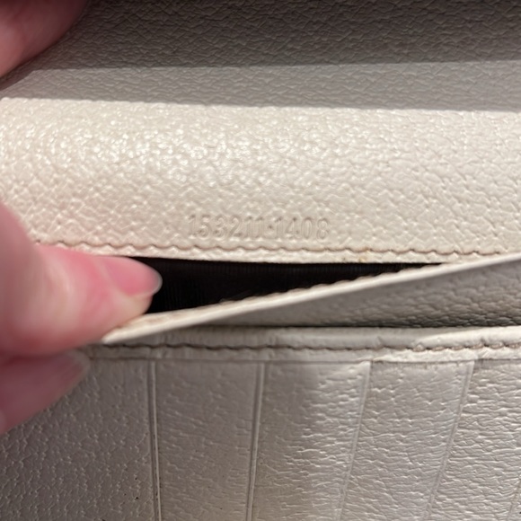 Gucci Monogram Leather Long Snap Wallet - Picture 6 of 14